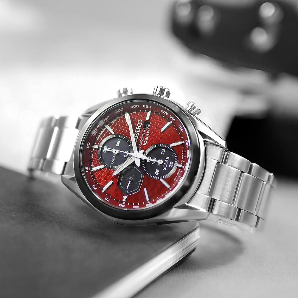 Seiko Chronograph Solar Red Watch
