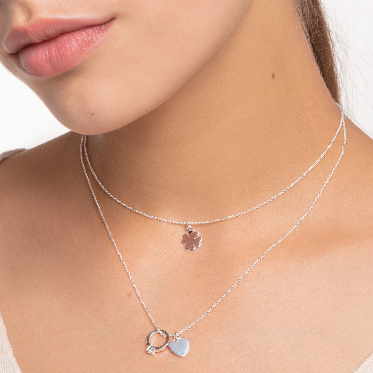 Plain Clover Necklace
