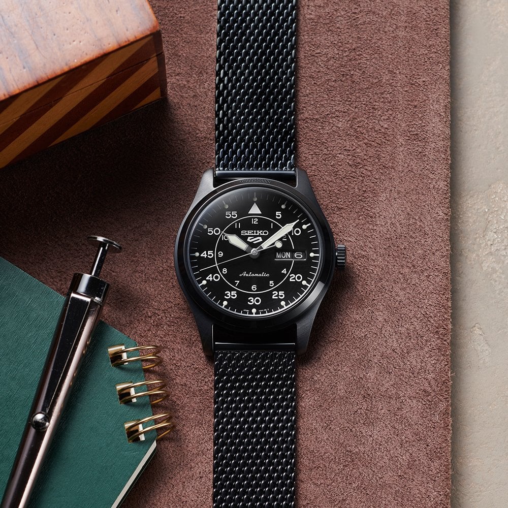 Seiko 5 Sports 'Flieger' Mesh Bracelet
