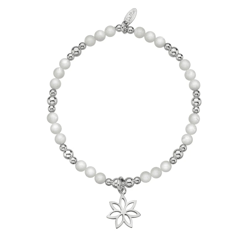 Mother of Pearl Flower Bracelet