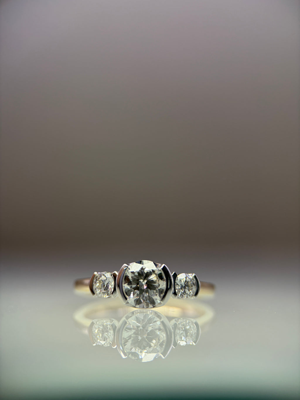 1ct Lab-Grown Diamond Three Stone Tension-Set Ring in 9ct Yellow Gold