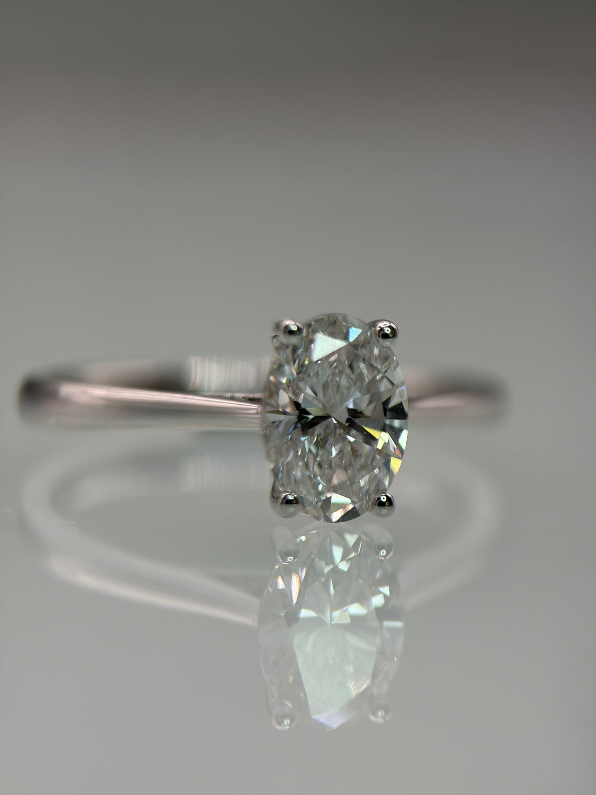 9ct White Gold 1ct Lab-Grown Oval Diamond Solitaire Engagement Ring