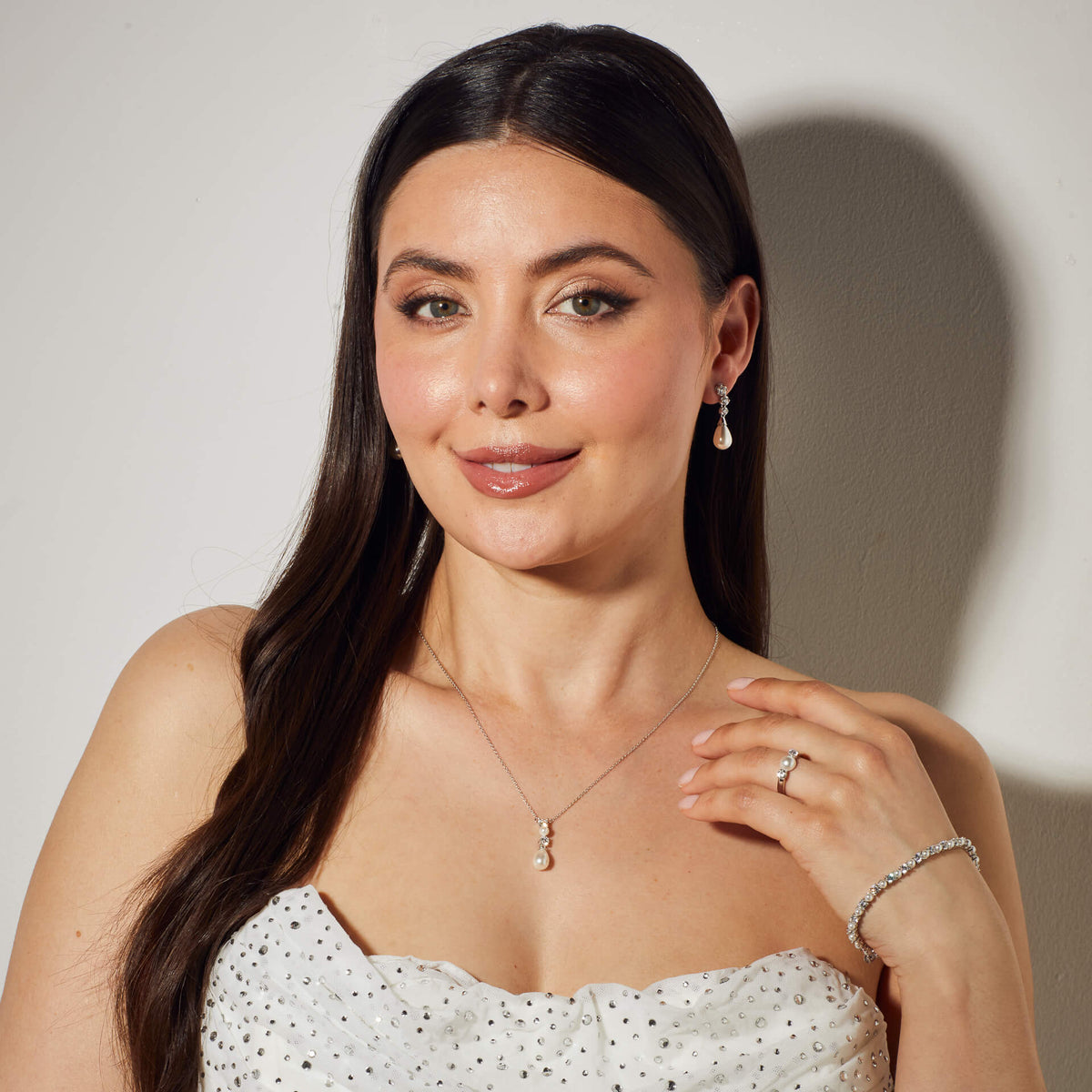 Diamonfire Alternating Shell Pearl and Zirconia Drop Necklace